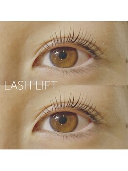 ラルジュヘアイコール(Large hair equal)の写真/自まつげを生かした自然なデザインで、ナチュラルに盛りたい方へ。メイク時間時短をサポート♪