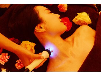 伊楽軒リラクゼーション 上野御徒町本店/デコルテ マッサージ