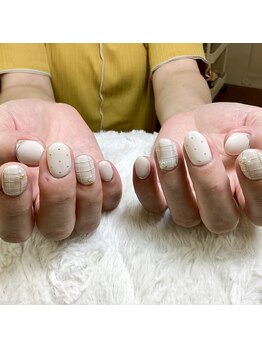 ソワ(sowa)/チェックネイル