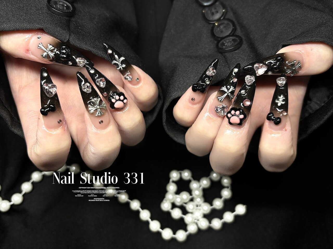 2026年冬トレンド】クロムのネイルデザイン集｜人気順｜3ページ目