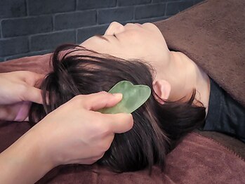 中国整体 らくあん 守恒院の写真/≪ドライヘッドスパ 30分 ¥2000≫で至福の時間を…♪カッサプレートで頭から首筋までしっかりほぐします◎