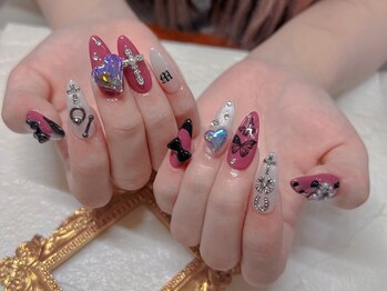 モアネイル 新宿/