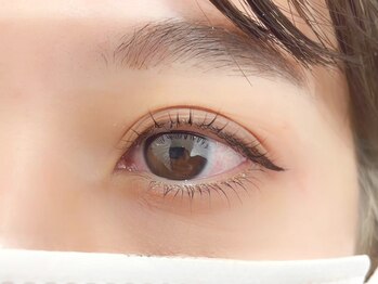 フィアラ 京都七条高倉店(Fiara)/上パーマ下パリジェンヌ