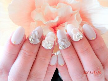 グランチュール(Grantulle)/3Dフラワーネイル