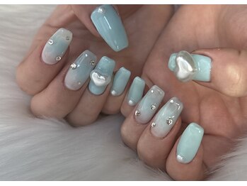 ハートデザインジュエルネイル