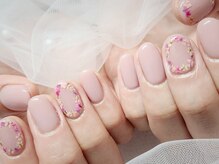 リリオン(RiLion)/押し花ネイル マーボー