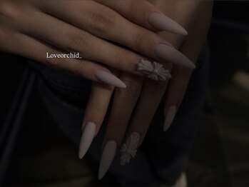 ラブオーキッド(LoveOrchid)の写真/ワンカラー・グラデーションで魅せる美フォルム、シンプルでもちゅるんな指先へ☆