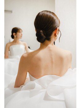 ビューティーサロン シャーロット(Beauty Salon Charlotte)の写真/当日を最高な状態で迎える為に【お式前・イベント前の１Dayケア】　フェイシャル+ボディ痩身　１回￥24500