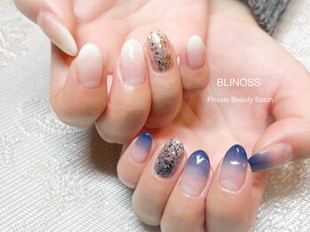 ブリノス(BLINOSS)/ホワイト&ブルー☆カラグラ