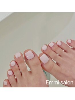 エミー(emmi)/