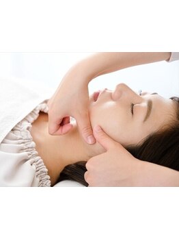 ホウレイ線・たるみ改善！予防ケア