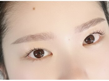 バルコニー(valcony)/まつげと眉毛のメンテナンス