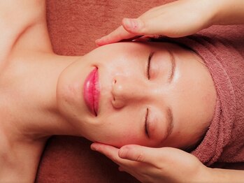 オリジネンタル 四条烏丸(Originental)/小顔リンパフェイスマッサージ