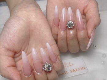 キヒ 巣鴨店(Kihi)/グラデーションネイル+パーツ2個