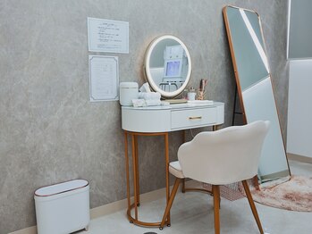 ベル 堀江(Belle)/ハーブピーリング｜メイクブース