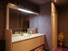 ファビュラス(Fabulous)/お化粧台