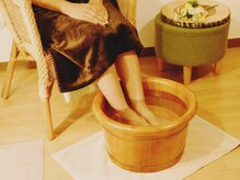足楽亭の雰囲気（足つぼご利用の方に☆じっくり温まる季節の炭酸足湯サービス♪）