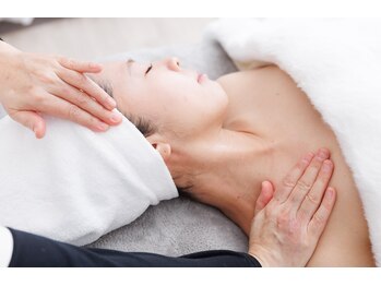 ピュアル 川口(Pual)/フェイシャルデコルテマッサージ