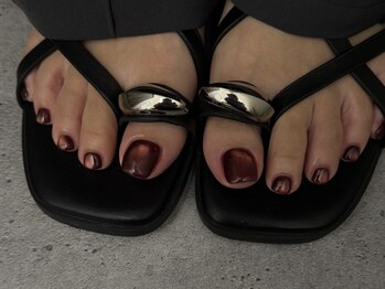ロアネイル(LoA.Nail)の写真/足先からオシャレを取り入れて、女子力UPをお手伝い♪初めての方にもおすすめ!!フットジェル＊