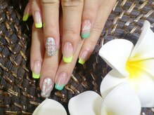 季節に合わせたトレンドのデザインをご提案!!