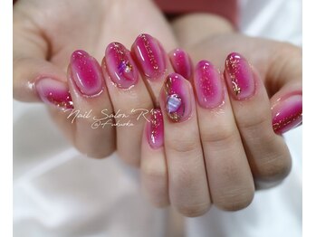 ネイルサロン R/スタイリングコース 8030円