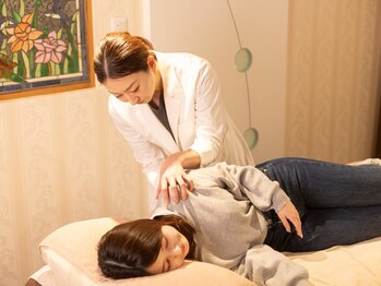 整体院ヒカリノキュウジツ さくら店の写真/【初回￥4980】慢性的な首肩コリから頭痛/肩甲骨の痛みを伴うお悩みに!筋肉×骨格から改善し悩まない身体へ