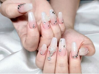 ミュゲットネイル(Muguet nail)の写真/ジェルチップで長さだし☆フレンチやカラグラなど、シンプルで美しいデザインが揃っています♪