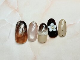 11月定額/ぷっくりフラワー