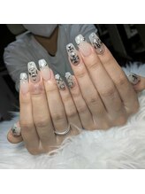 クイーンネイル(Queen Nail)/