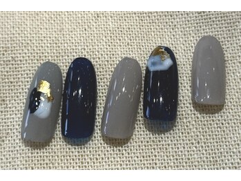 ネイルシンプルデザイン