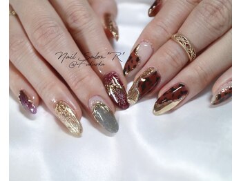 ネイルサロン R/スタイリングコース 8030円