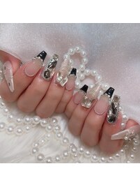 フレンチガーリーネイル