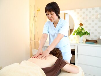 マナ鍼灸院(MANA鍼灸院)の写真/【女性限定】完全個室で至福のひと時を…♪人目を気にせず、自分だけの癒し空間で美容鍼をご体験ください◎