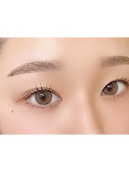 ナチュラル上品な目元にしたい