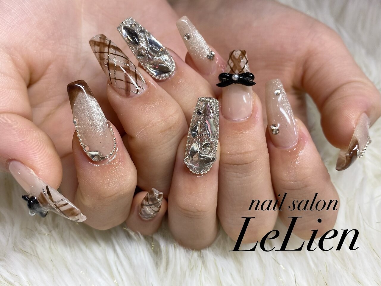 2025年-2026年冬トレンド】埋め尽くしのネイルデザイン集｜人気順｜27