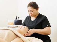 チャクラ(Cakra)/ヘッドスパマッサージ