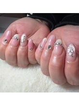 リレア(ReLea)/チークネイル