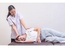 肩こりと腰痛にお悩みの方にリンパマッサージ・骨盤矯正がおすすめの整体　福岡大濠院/骨盤矯正／姿勢矯正／頭痛矯正