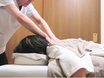 リラクゼーションスペース/肩のもみほぐし