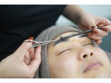 眉毛の王様 鹿児島店の雰囲気(癒されながらプロのアイブロウリストが施術【眉毛/メンズ】)