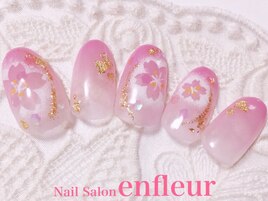 桜くり抜きアート＆金箔☆ネイル