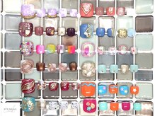 アヤネイルズ アンド アイラッシュ(AYA NAILZ.＆Eyelash)/2022年フット定額デザイン１２種
