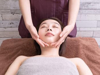 痩身エステ 美容整体 ドクタースタイル(Dr.Style)の写真/【大人の肌荒れ&肌質改善】肌質から徹底改善◎季節の変わり目でダメージを受けやすい肌へのアプローチ！