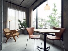 relaxation salon SUiU 中目黒店【3月OPEN（予定）】/ゆっくり時間が流れるラウンジ