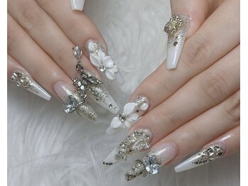 ルミ(Lumi)/チップアートやりパーツつけ放題