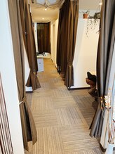 ホットハンド/店内