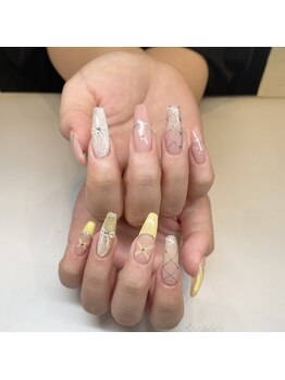 レイヴィー(Raivy)/手描きアートネイル