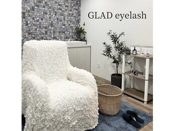 グラッドアイラッシュ(GLAD eyelash)