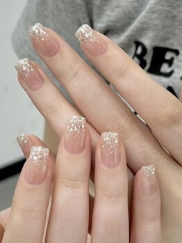 ルナ(LUNA)の写真/≪ネイルデビュー応援≫お仕事で制限がある方も◎ライフスタイルに寄り添う上品デザインご提案【大泉学園】