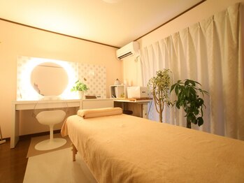 マナ鍼灸院(MANA鍼灸院)の写真/【完全個室】国家資格を持った施術者が熟練の手技で、施術後の笑顔を引き出します♪皆様お気軽にご来店を＊